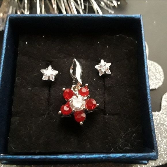 18kt White GF Topaz Pendant w/Studs - Picture 5 of 5